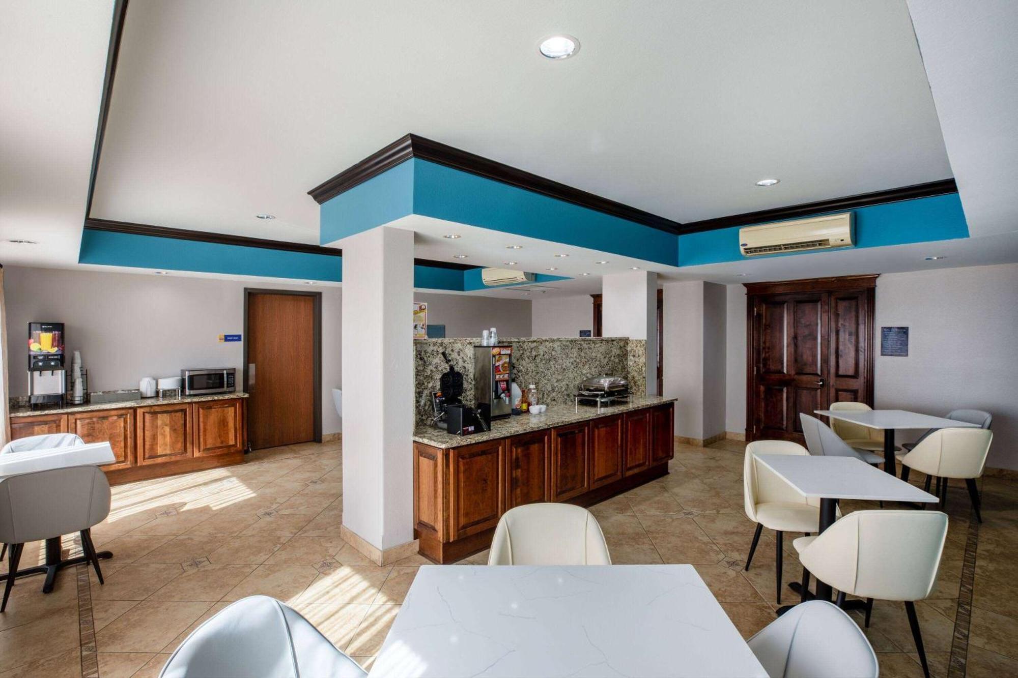 Days Inn By Wyndham Baton Rouge I-10 Prairieville Exteriör bild