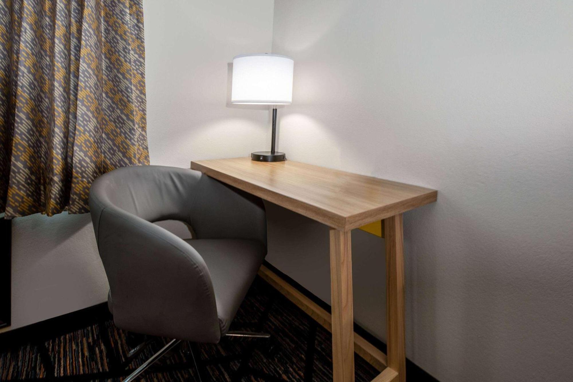 Days Inn By Wyndham Baton Rouge I-10 Prairieville Exteriör bild